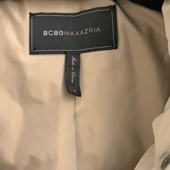 BCBG Maxazaria Duck Feather-Fill Puffer Vest with Detachable Hood in Taupe Sz M - Picture 10 of 13